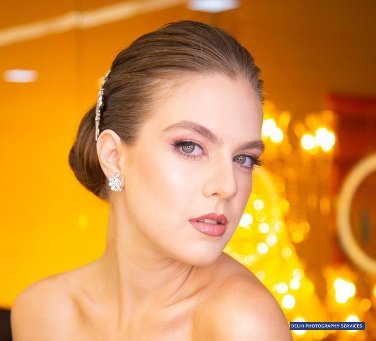 Camila Verniano Photo 3